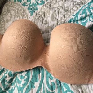 Nude Lace Victoria’s Secret Bra